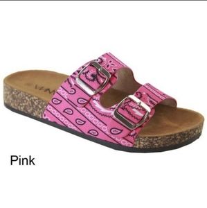 🆕️ Pink Bandana Print Sandals